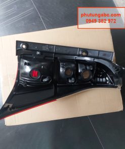 đèn hậu avanza